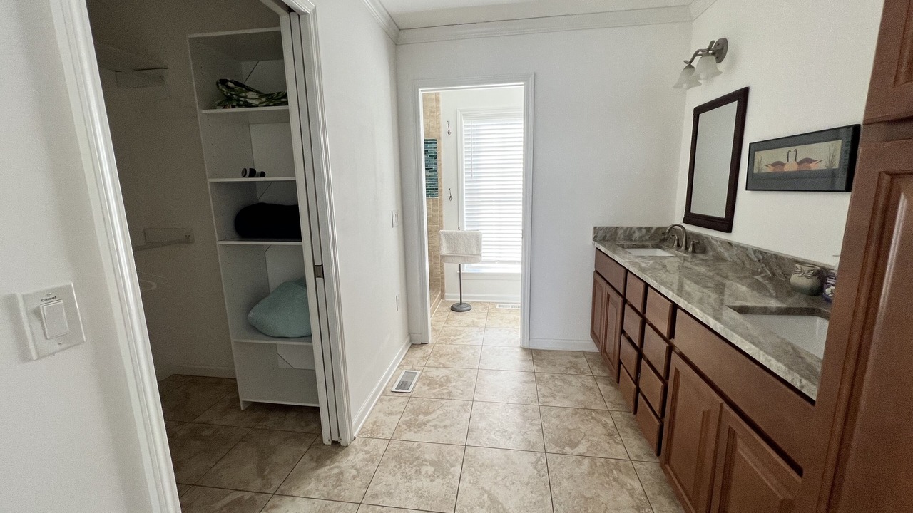 Photo of Bathroom in Aspen Hill