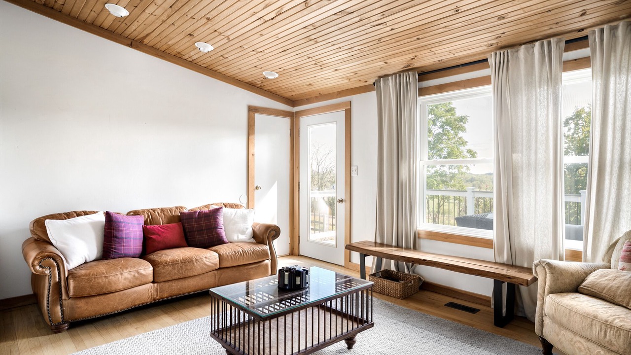 Photo of Livingroom in Blue Ridge