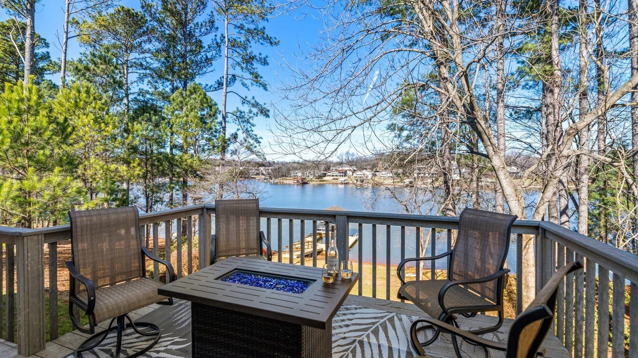 Photo of Outdoor in Loudon
