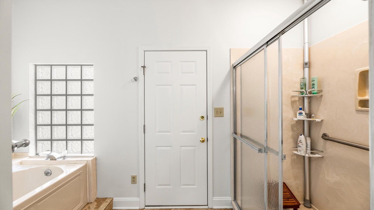 Photo of Bathroom in Loudon