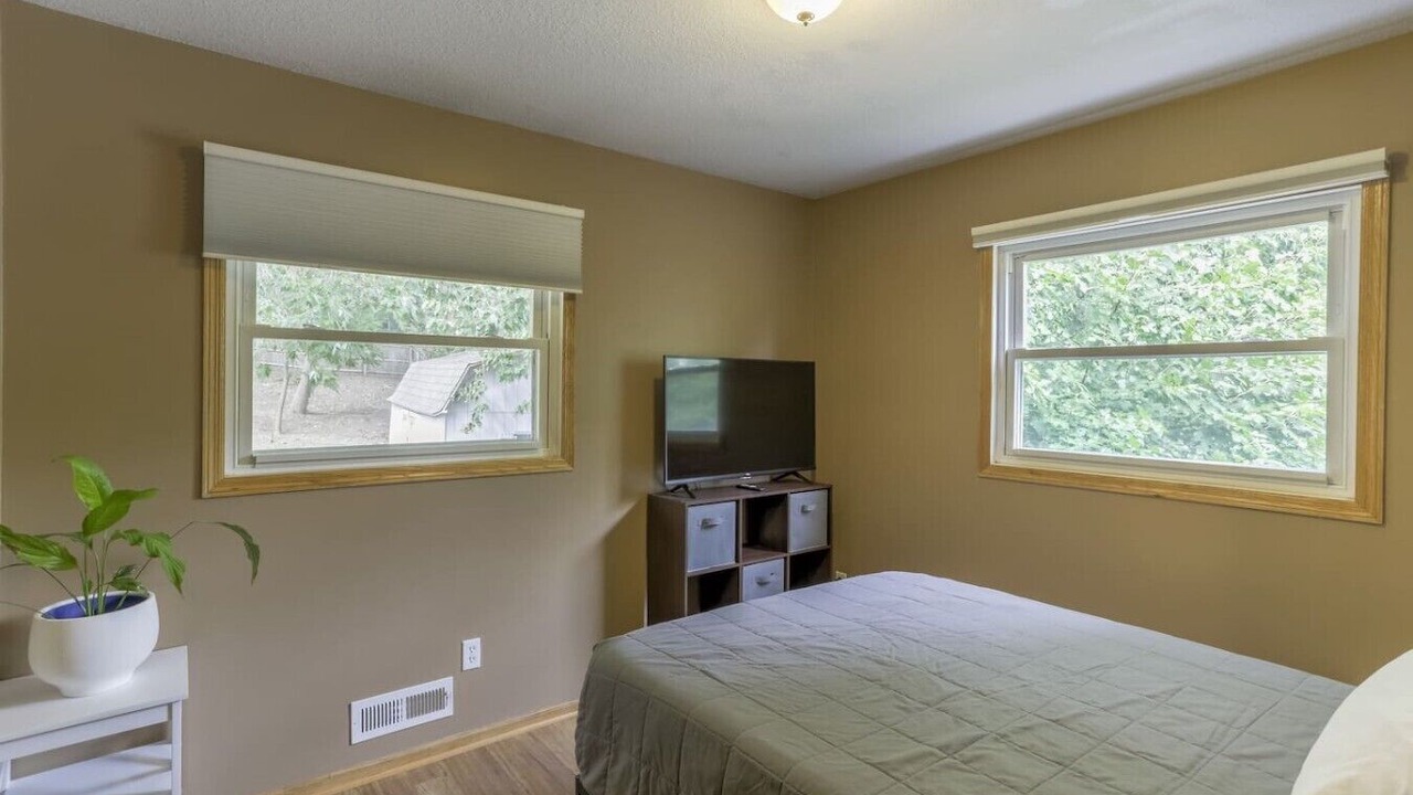 Photo of Bedroom in Eagan