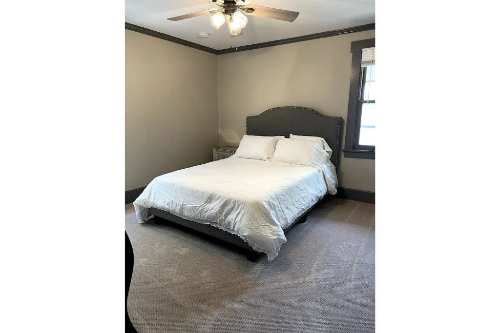Photo of Bedroom in Midtown