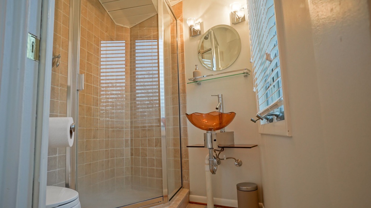 Photo of Bathroom in Deale
