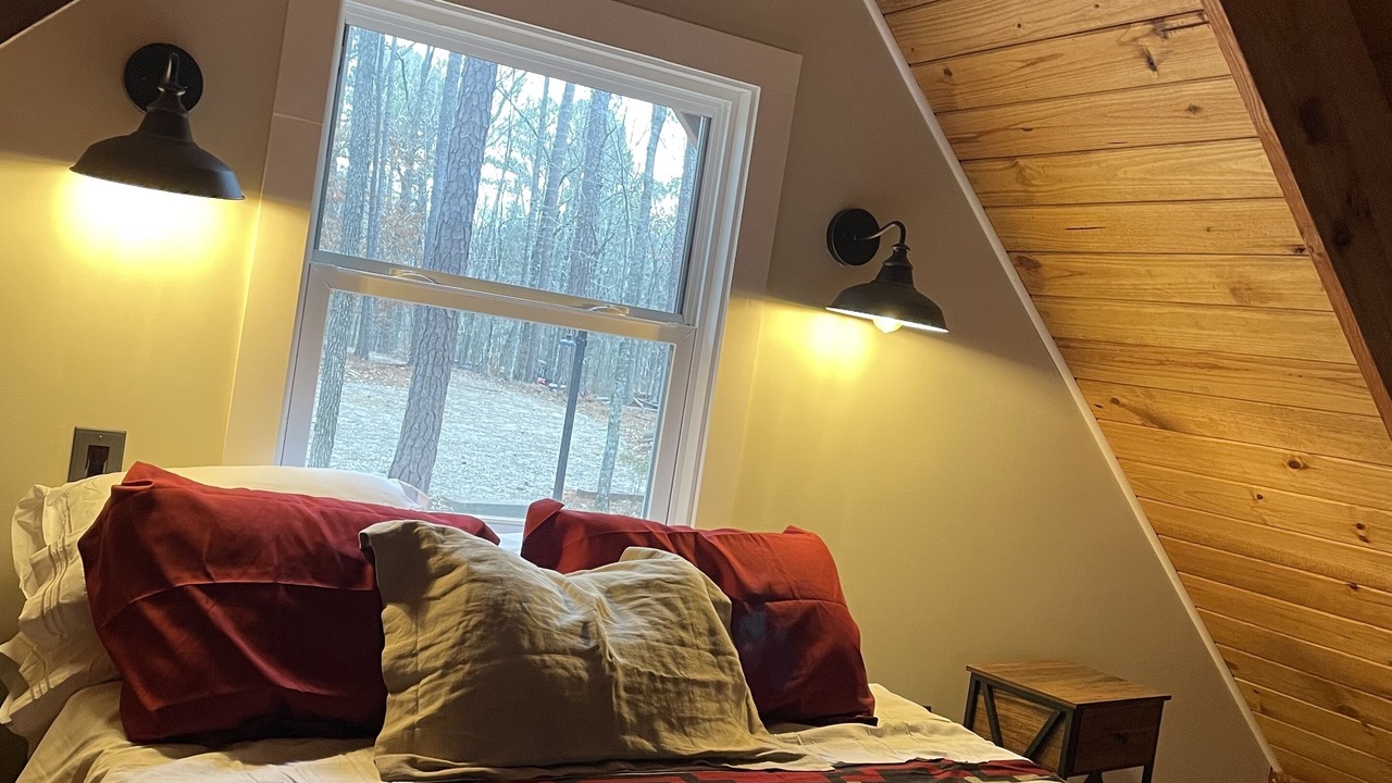 Photo of Bedroom in Five Points
