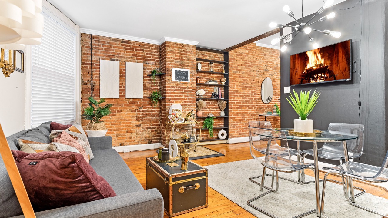 Photo of Livingroom in Bolton Hill