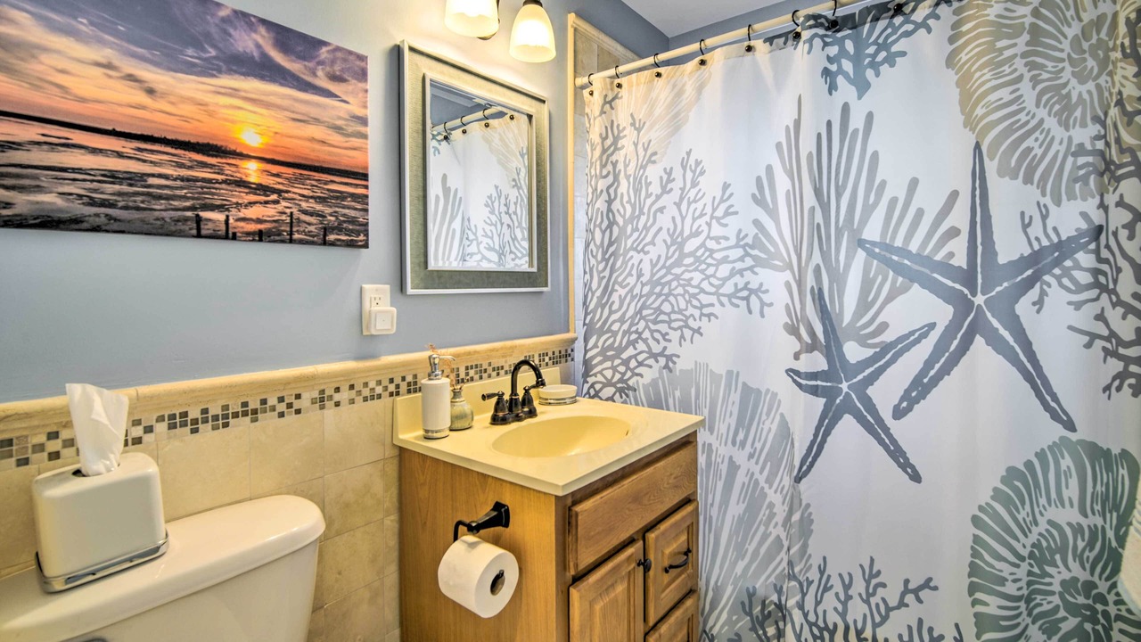 Photo of Bathroom in Beach Haven West