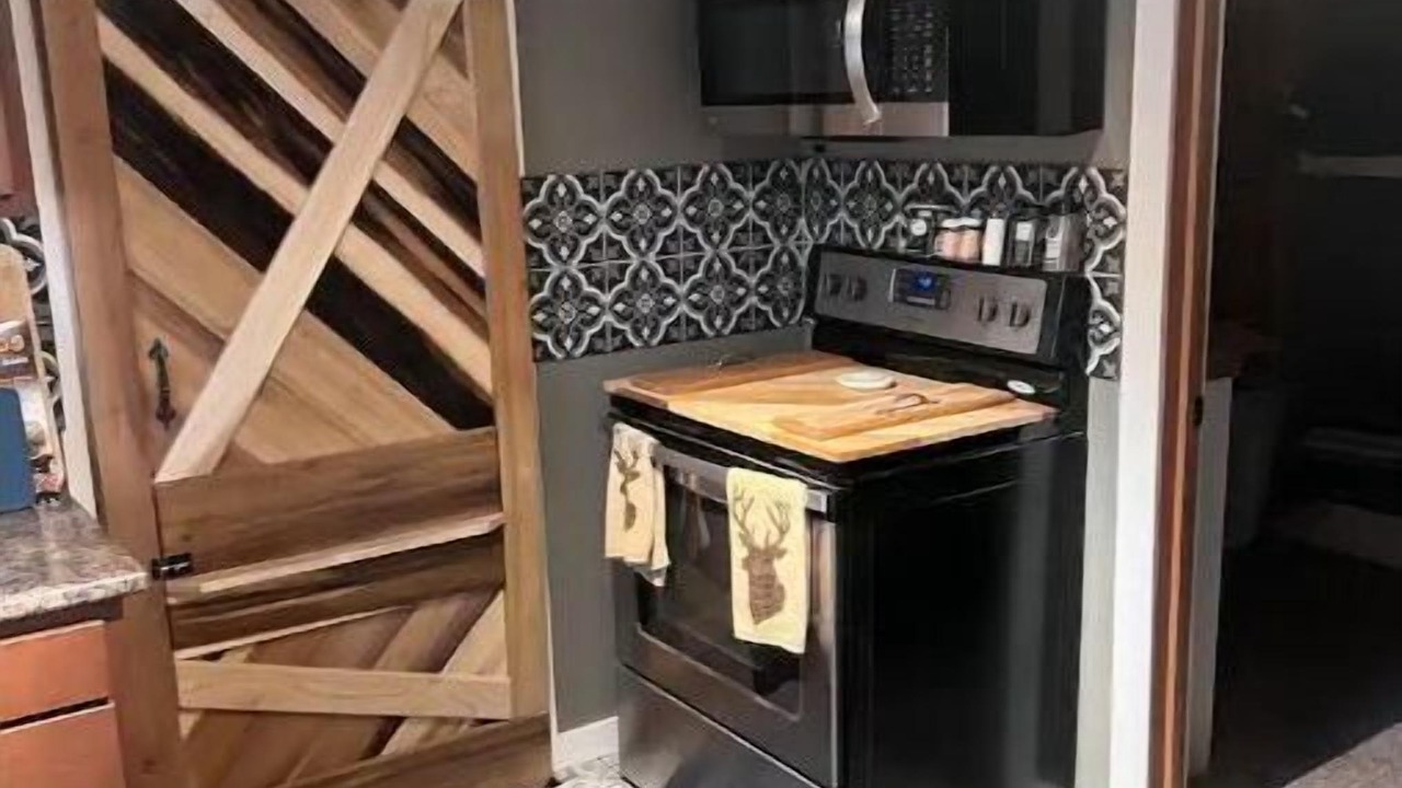 Photo of Kitchen in Whiting