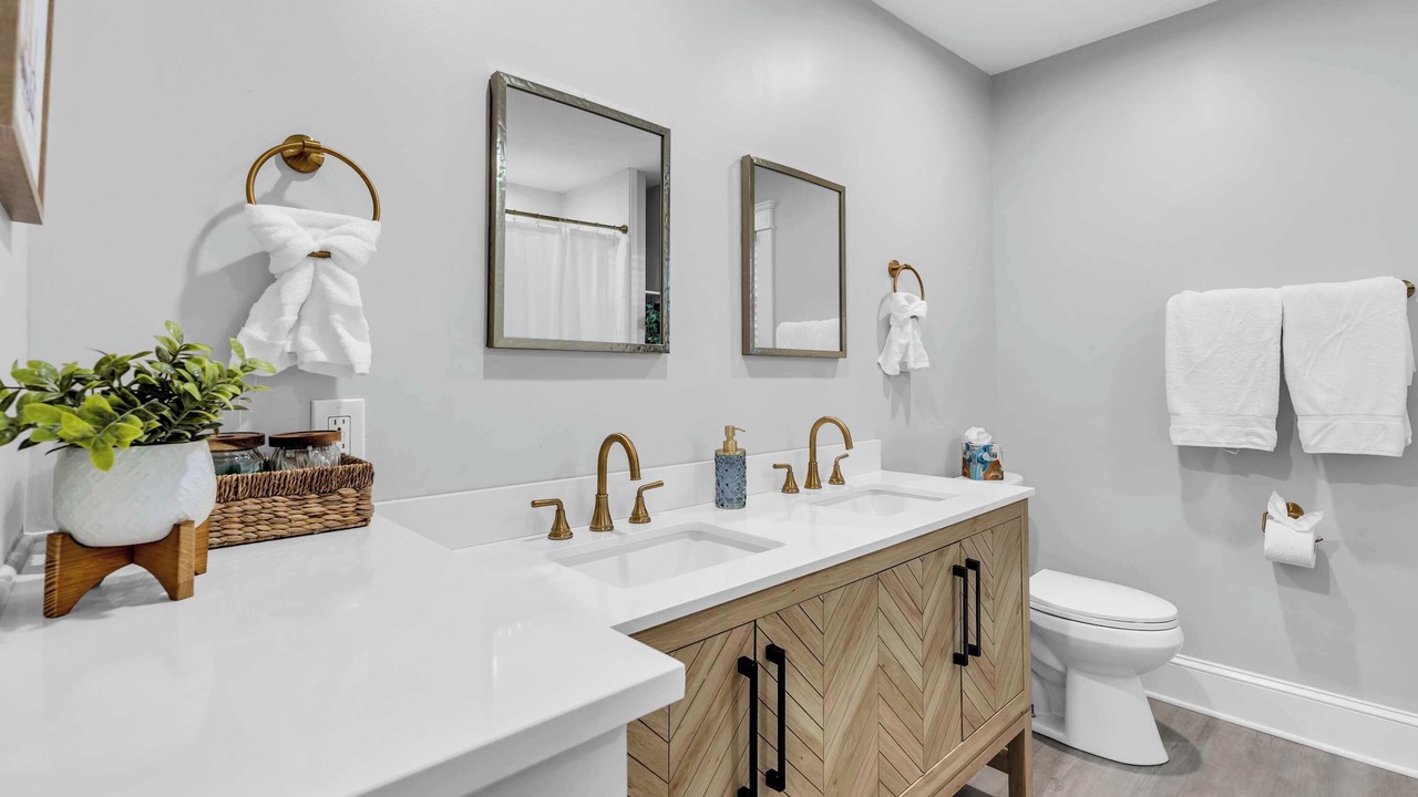 Photo of Bathroom in Neptune City