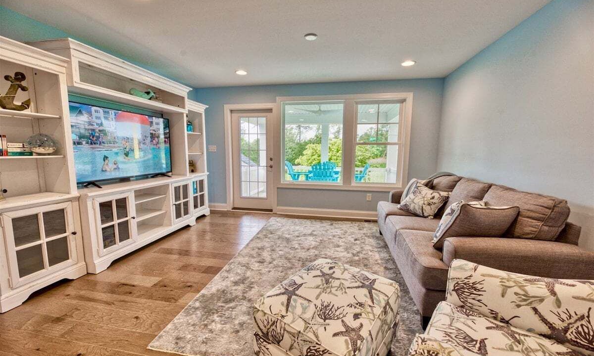 Photo of Livingroom in Bayside