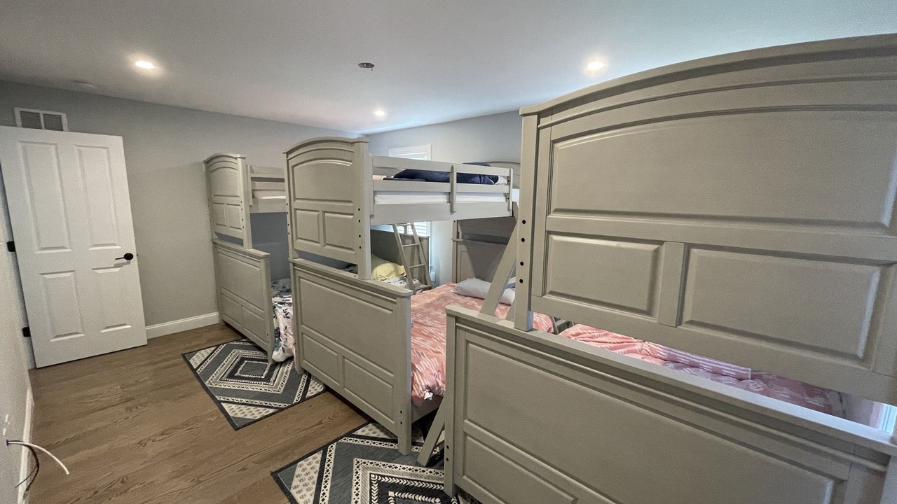 Photo of Bedroom in Seaside Heights