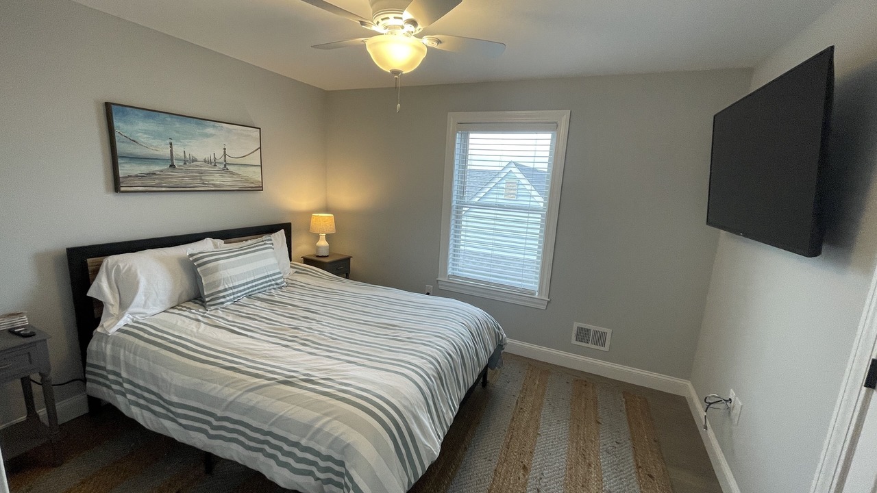 Photo of Bedroom in Seaside Heights