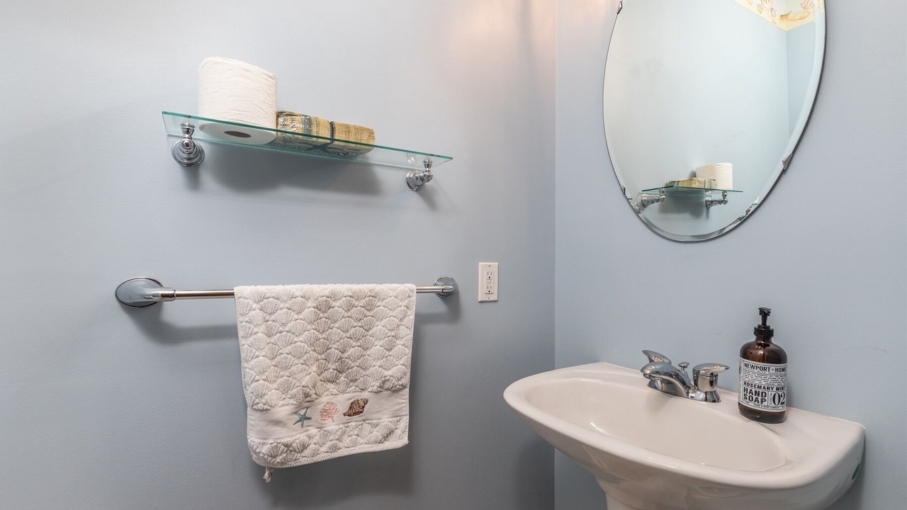 Photo of Bedroom in Sunset Island