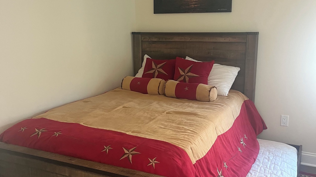 Photo of Bedroom in Holgate