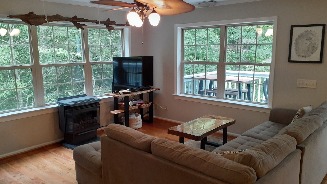 Photo of Livingroom in Mill Ridge