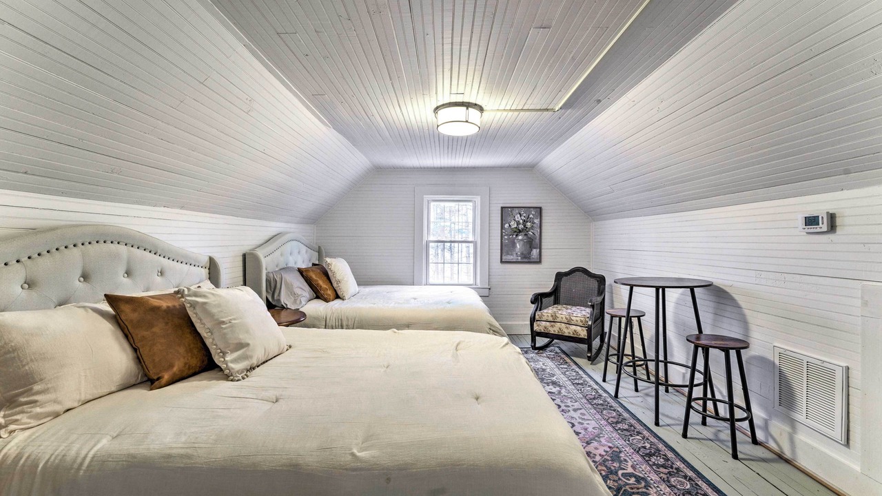 Photo of Bedroom in Frank