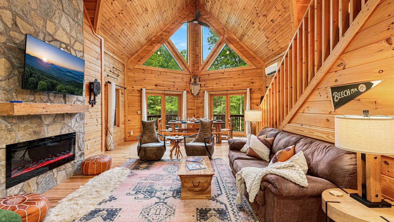 Photo of Livingroom in Beech Mountain