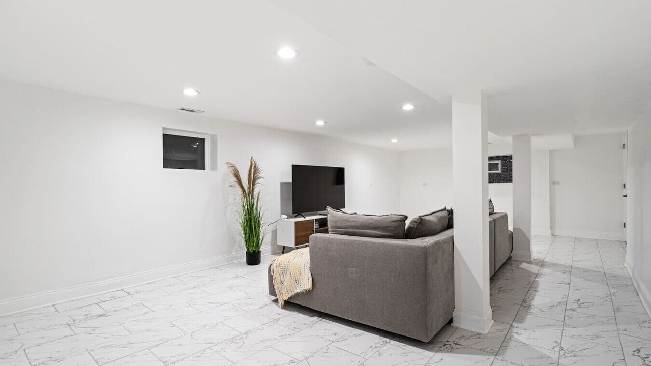 Photo of Livingroom in Cragin