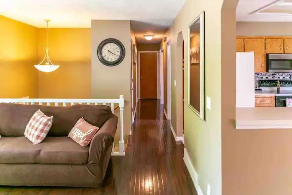 Photo of Livingroom in North Central Omaha