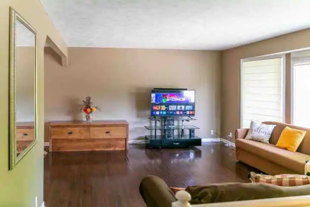 Photo of Livingroom in North Central Omaha