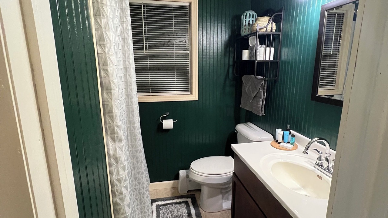 Photo of Bathroom in Decatur City
