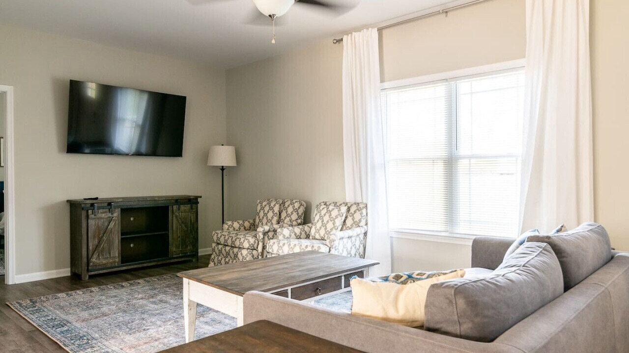 Photo of Livingroom in Lynchburg