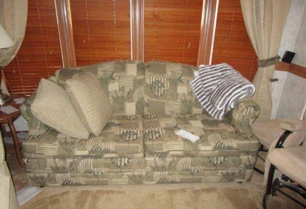 Photo of Livingroom in Hancock County