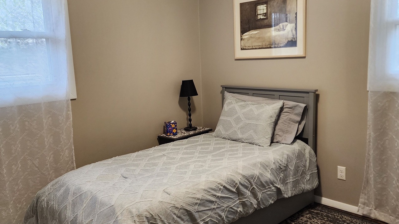 Photo of Bedroom in Orange Prairie