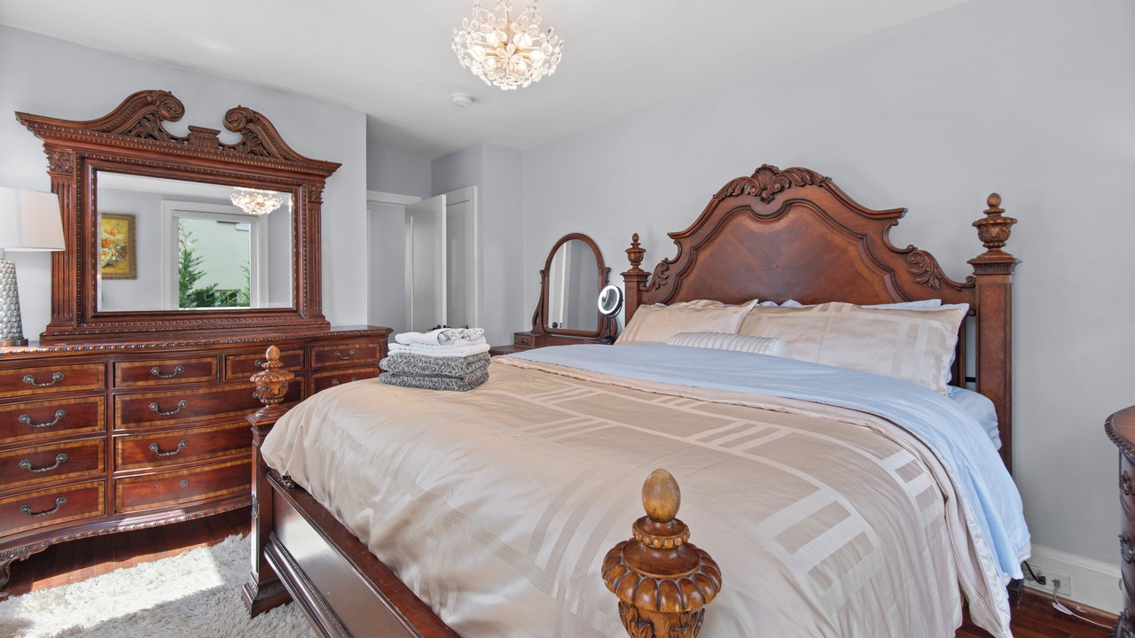 Photo of Bedroom in Northwest