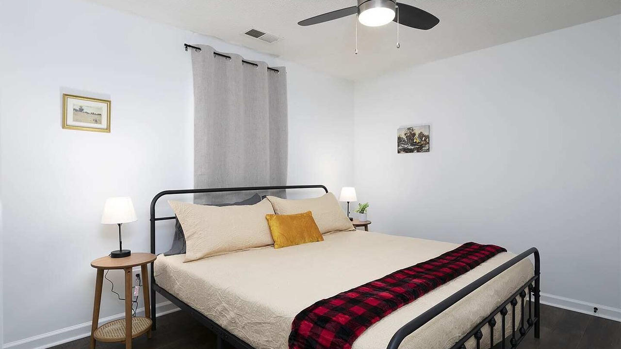 Photo of Bedroom in Mount Berry