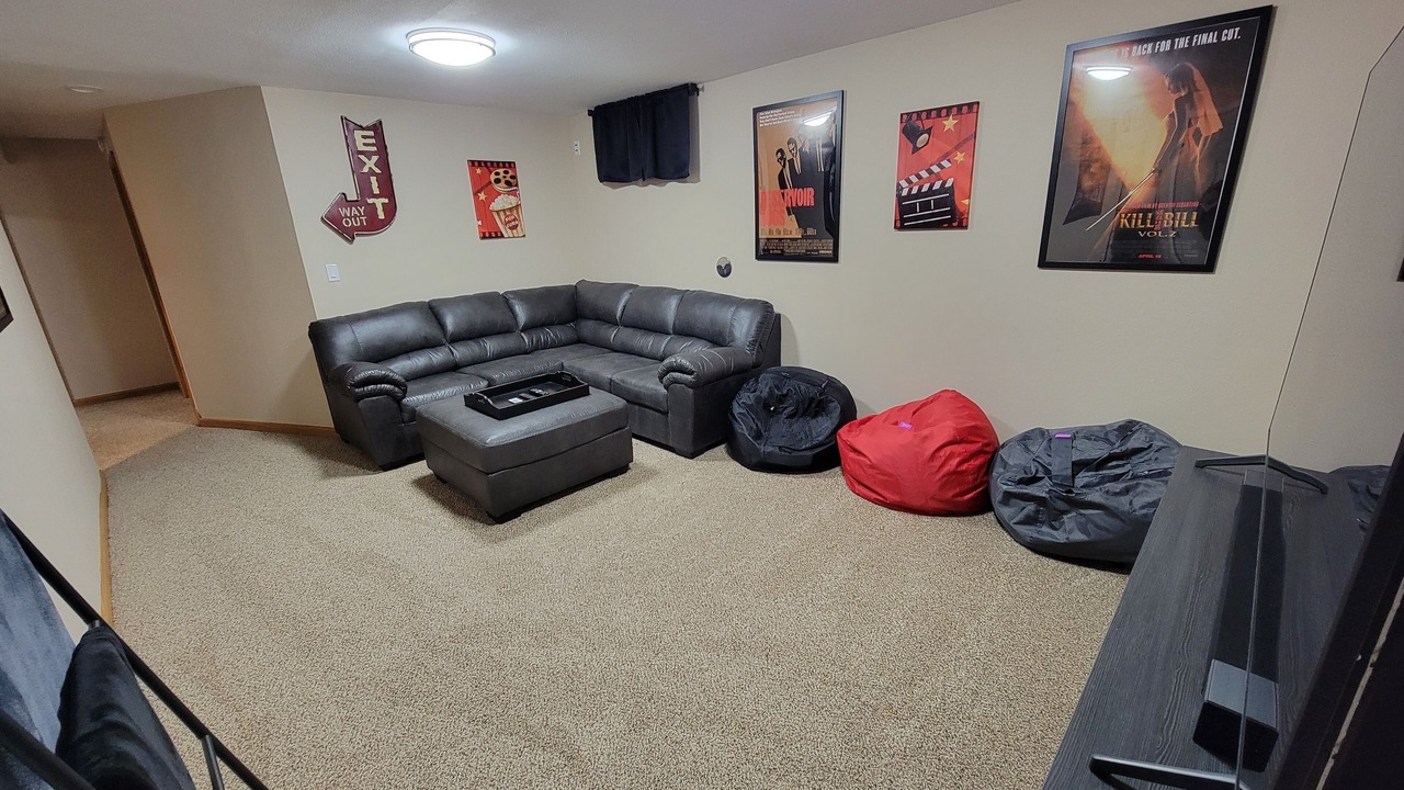 Photo of Livingroom in Ames