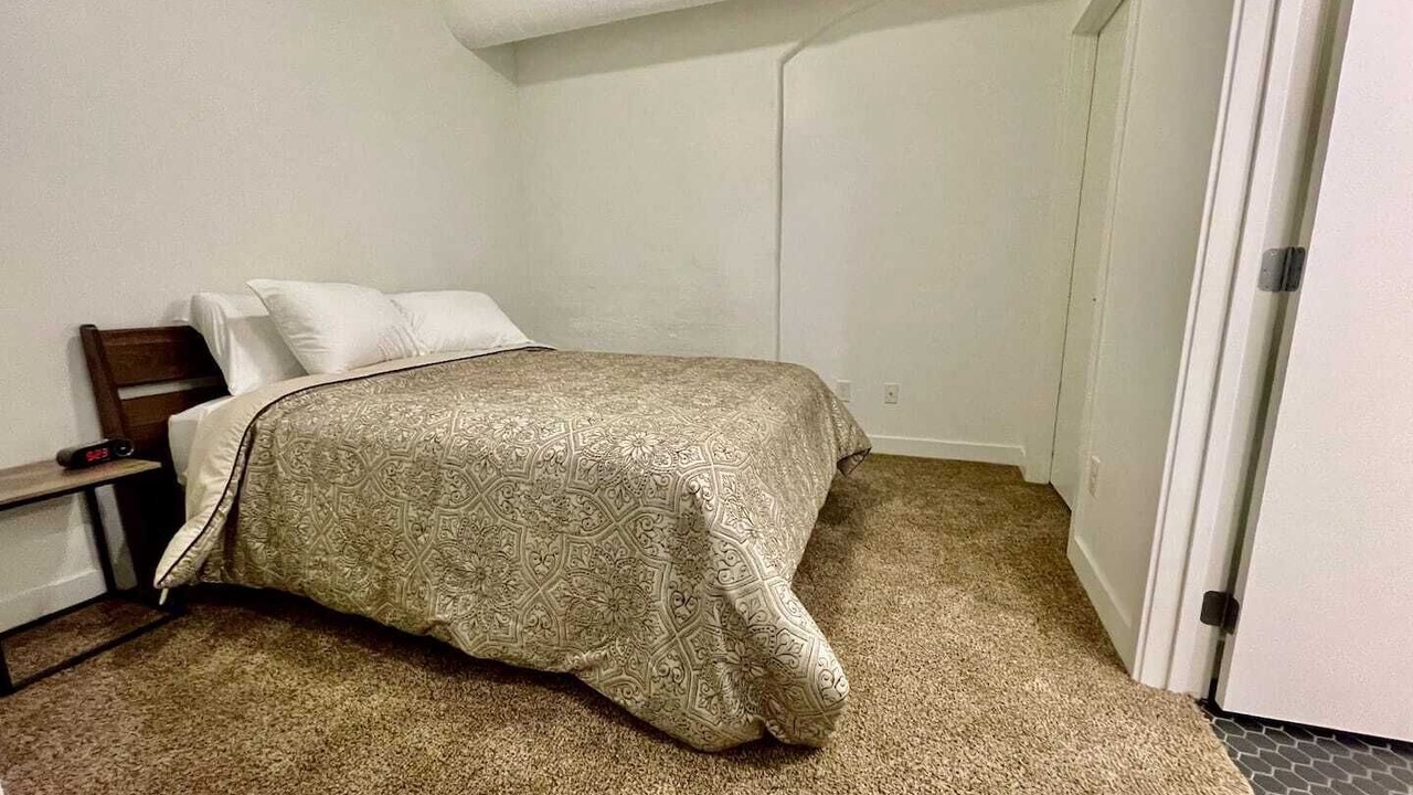 Photo of Bathroom in Old Market