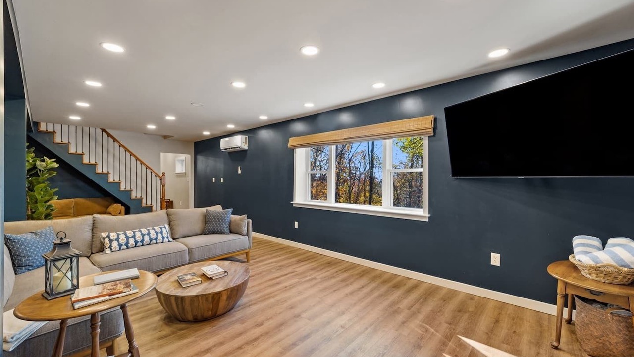 Photo of Livingroom in Kabletown