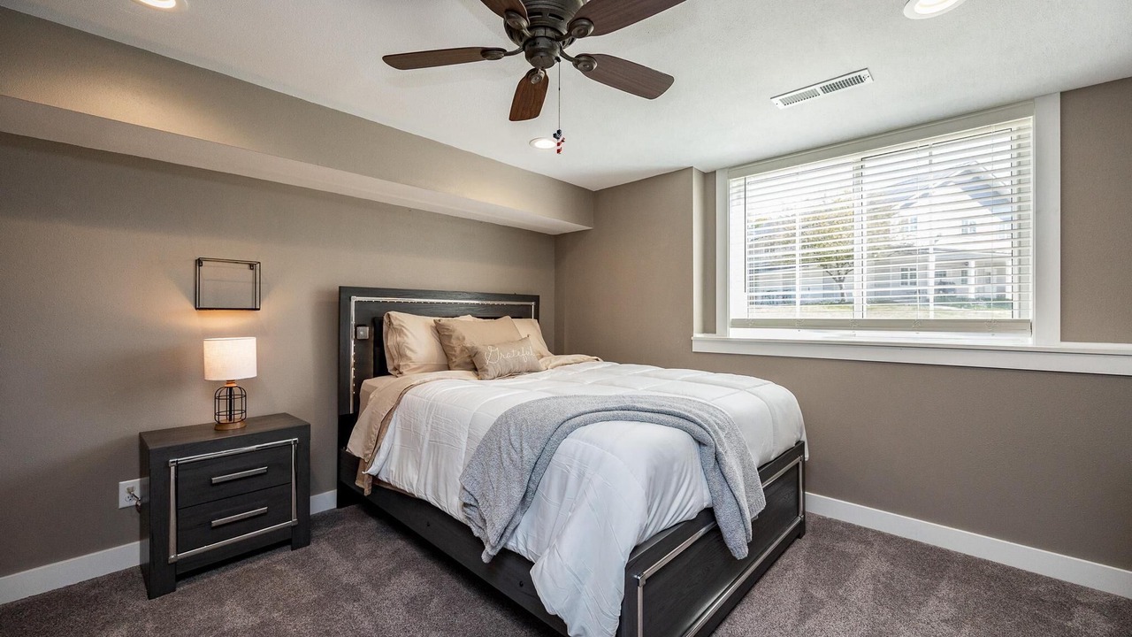 Photo of Bedroom in Robins