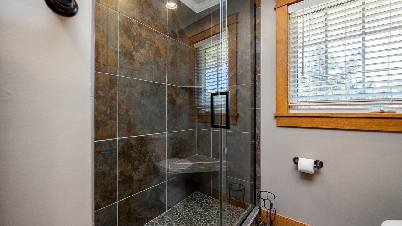 Photo of Bathroom in Robins