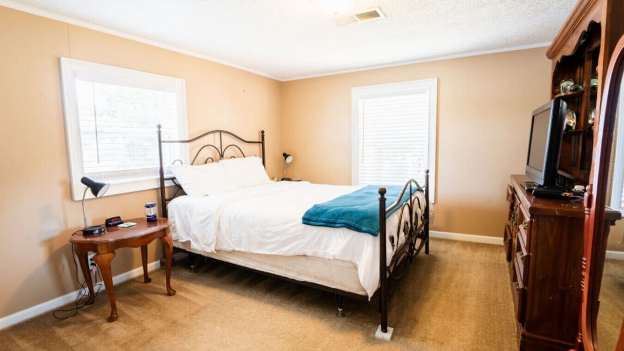 Photo of Bedroom in Leesburg