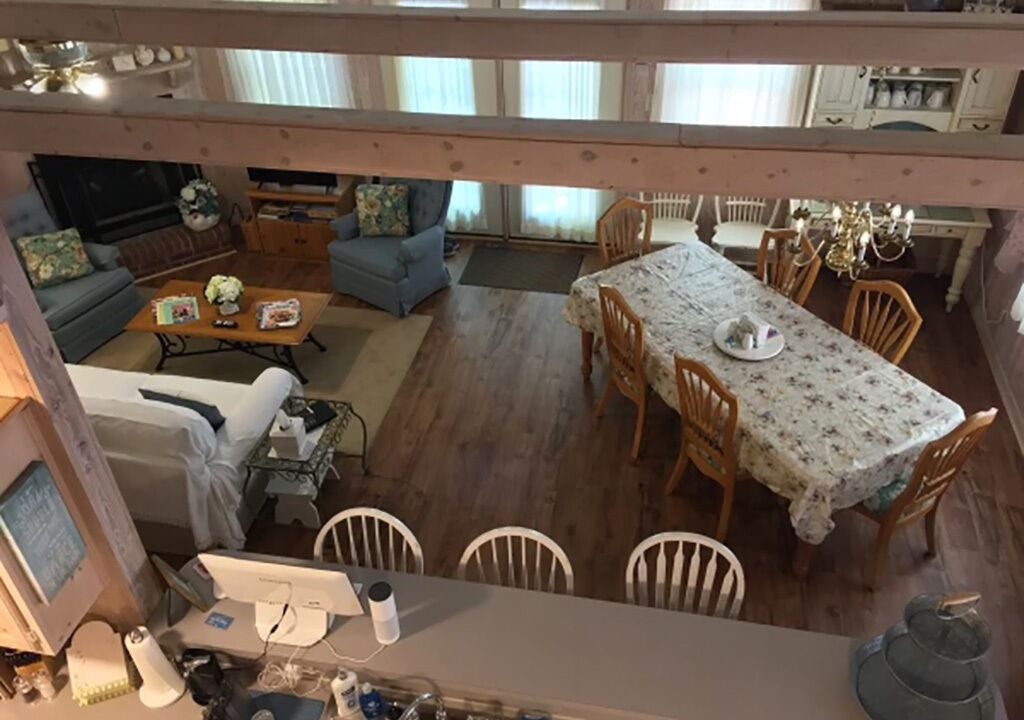 Photo of Livingroom in Pine Mountain