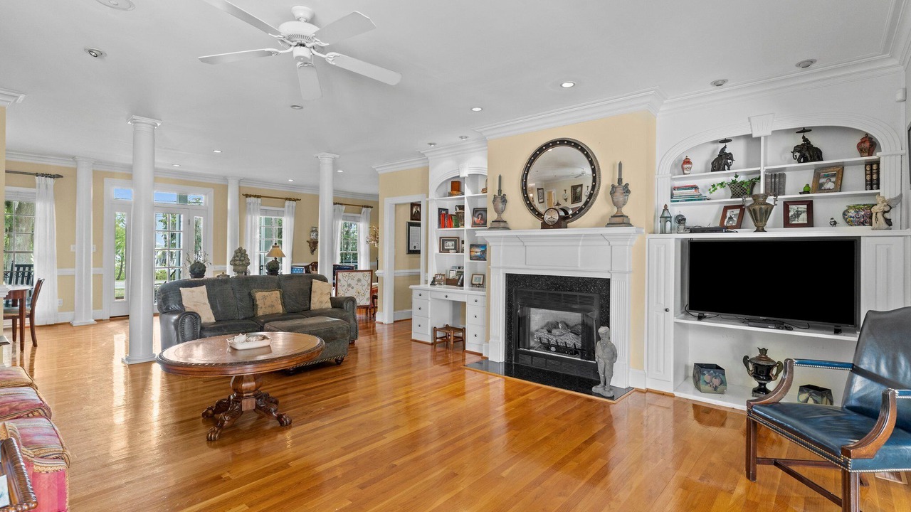 Photo of Livingroom in Lake Waccamaw