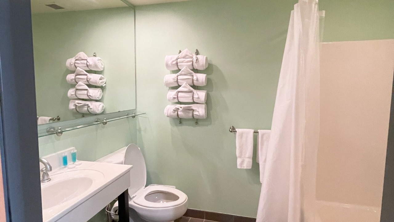 Photo of Bathroom in Edray