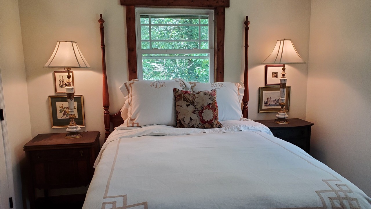 Photo of Bedroom in Tracy City