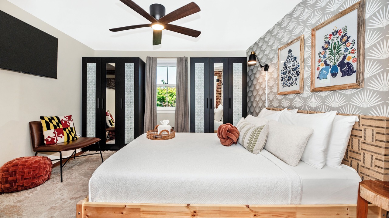 Photo of Bedroom in Downtown