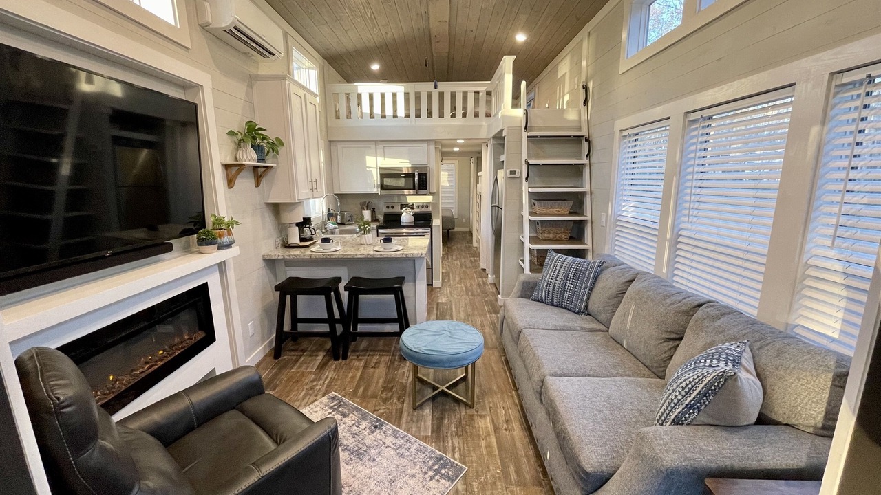 Photo of Livingroom in Tracy City