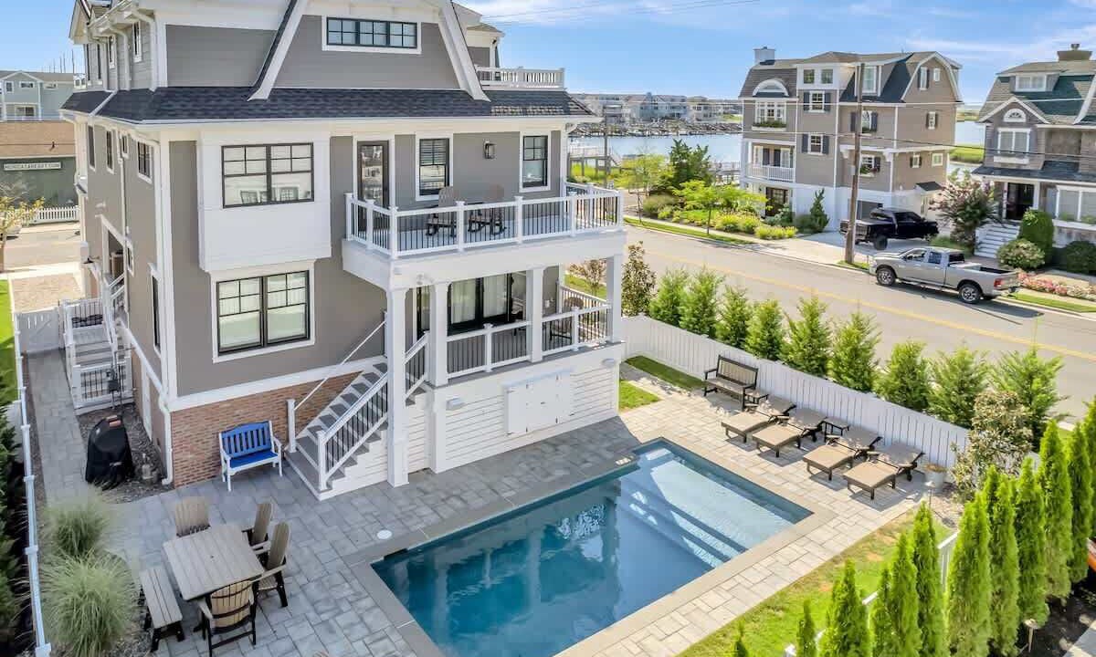 Photo of Outdoor in Avalon