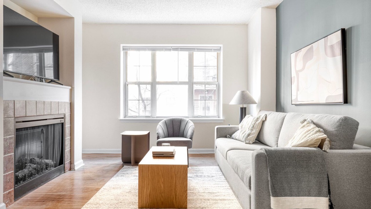 Photo of Livingroom in North Bethesda