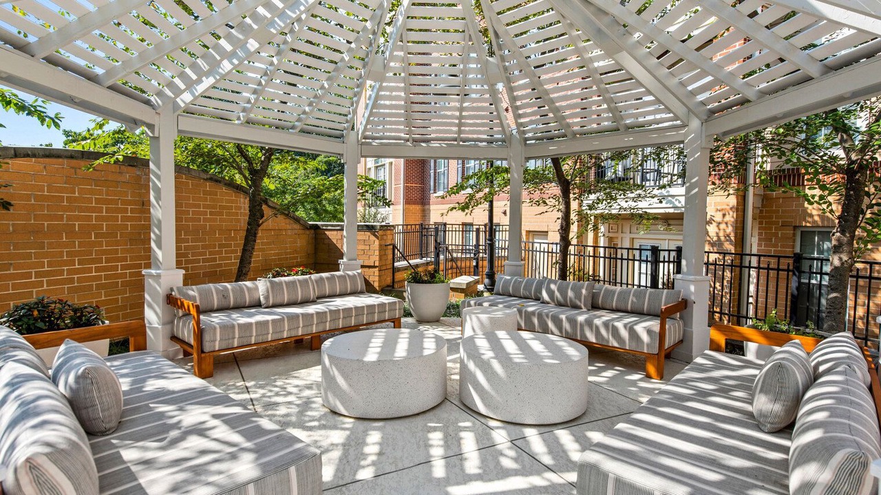 Photo of Patio Balcony in North Bethesda