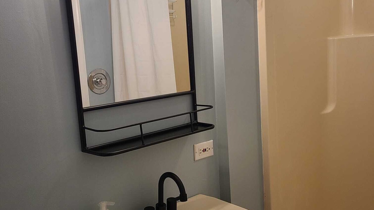 Photo of Bathroom in Port Royal
