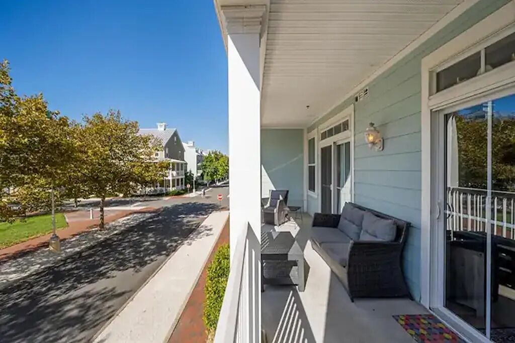 Photo of Patio Balcony in Sunset Island