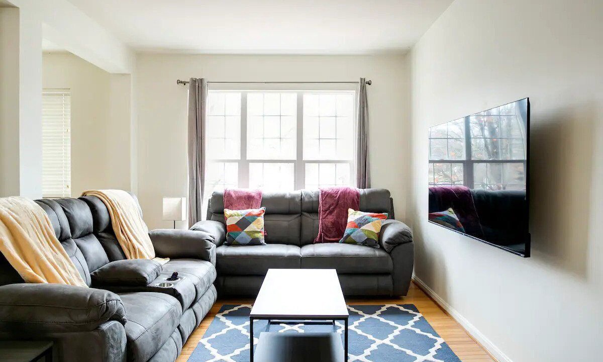 Photo of Bedroom in Lowes Island