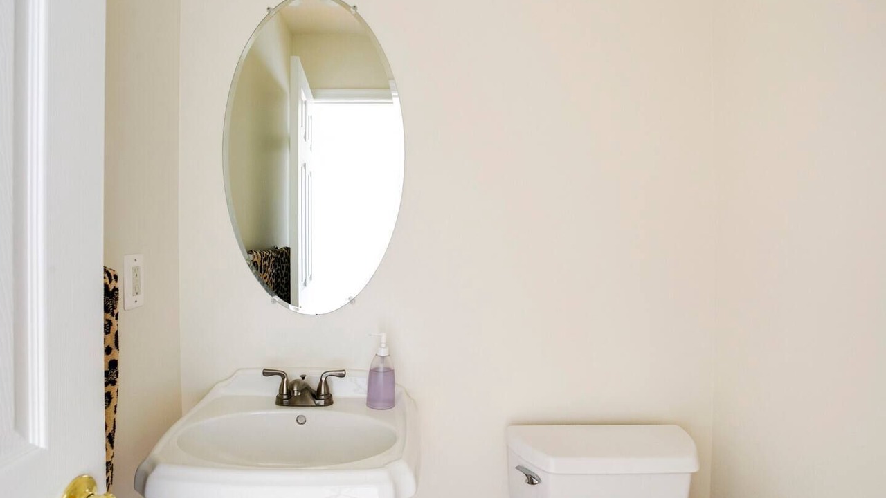 Photo of Bathroom in Lowes Island