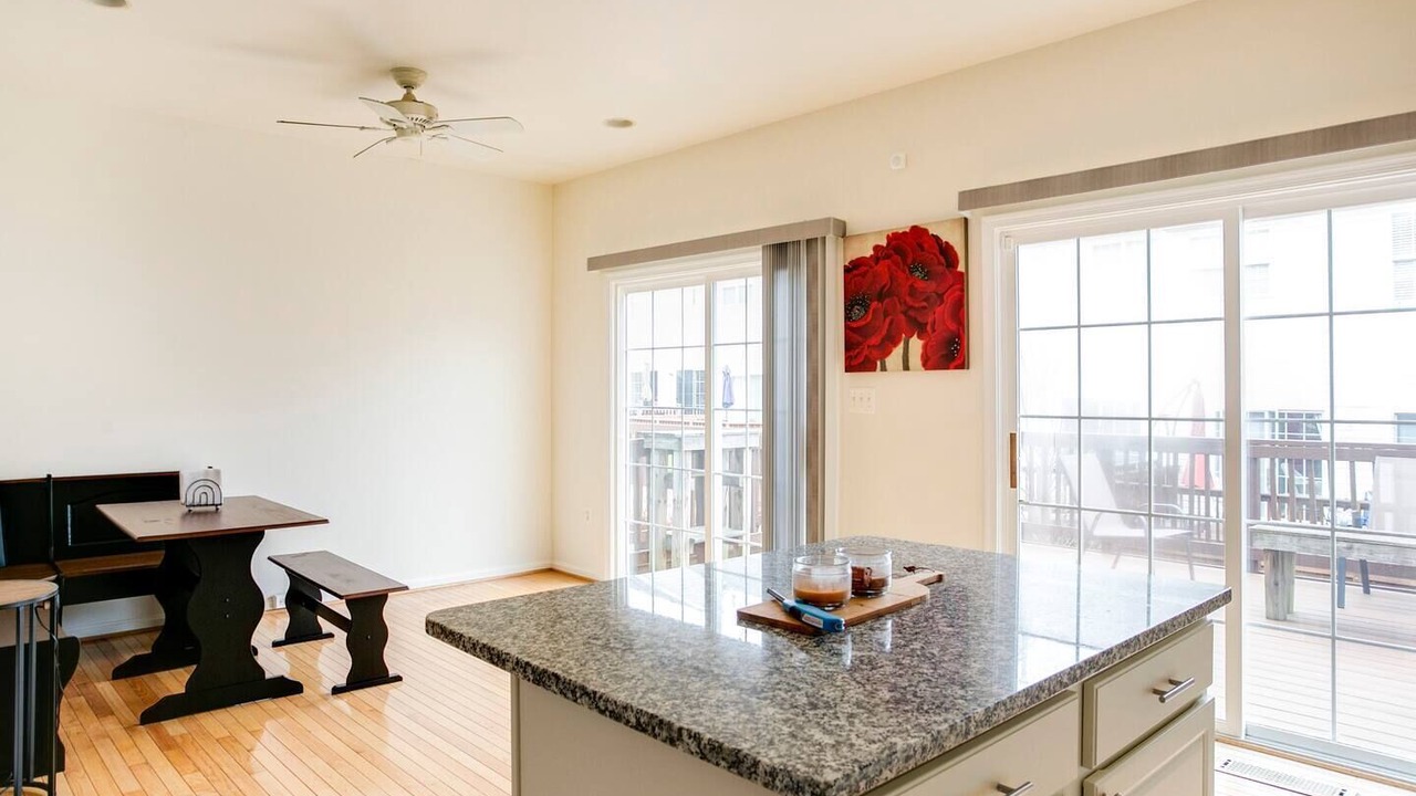 Photo of Bedroom in Lowes Island