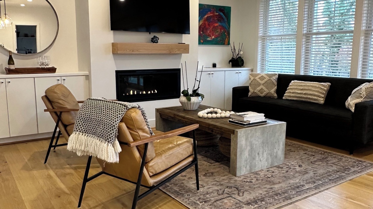 Photo of Livingroom in Ridge St.